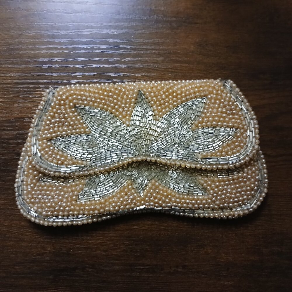 Vintage Beaded Bag Wallet Change Purse
